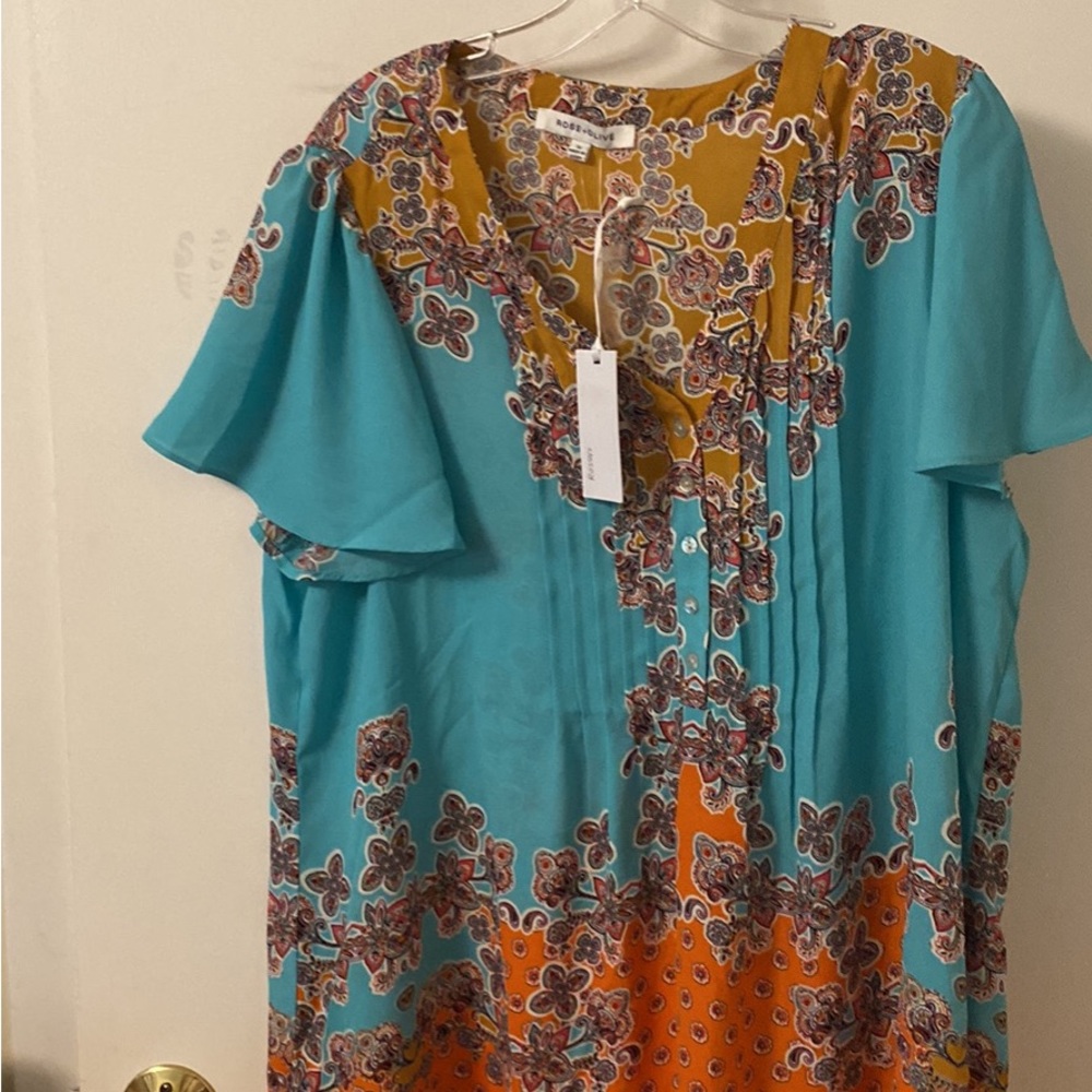 Womens blouse 1X